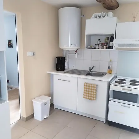 Proche Du & Ocean, Parking