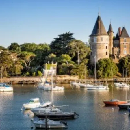 Гостевой дом Proche Du & Ocean, Parking La Chevroliere