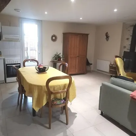 Proche Du & Ocean, Parking Гостевой дом