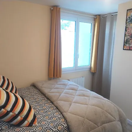 Proche Du & Ocean, Parking